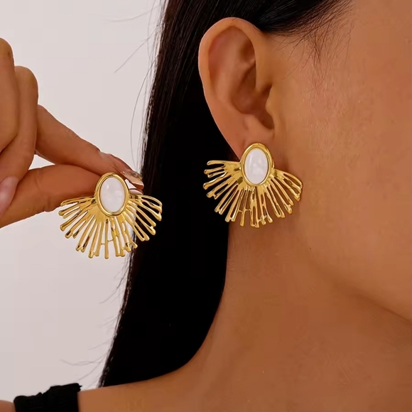Anthropologie Jewelry - Premium Qulity Gold and White Sunburst Earrings